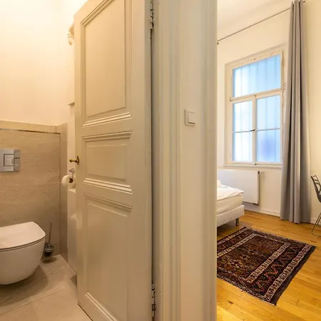 Lovely City View Apartment Next To National Museum By Easybnb Praga Exterior foto