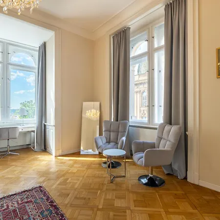 Lovely City View Apartment Next To National Museum By Easybnb Praga Exterior foto